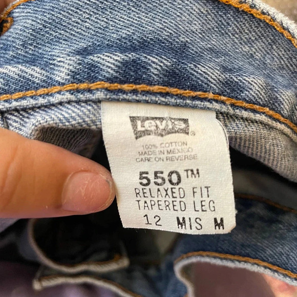 Levi's Vintage 550 Relaxed Tapered Fit Jeans Blue - Picture 5 of 5